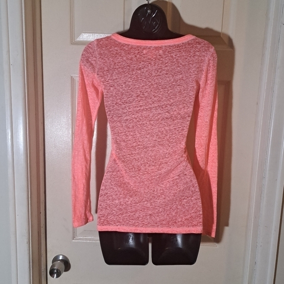 American eagle outfitters long sleeve T-shirt XS - Picture 4 of 4